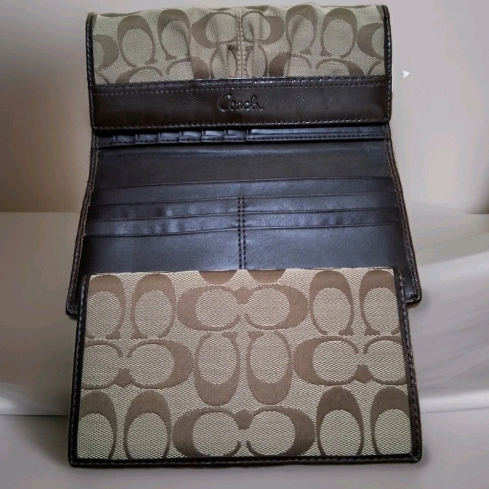 Vintage Coach Soho Pleated Signature Checkbook Wallet Canvas F42819 - Picture 8 of 11